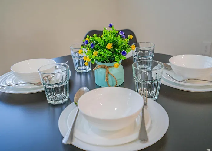 Lavish 2bd Walk To Westgate Pool Gym Wd Apartament