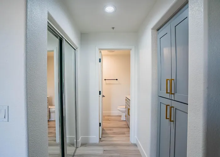 Apartament Lavish 2bd Walk To Westgate Pool Gym Wd Glendale