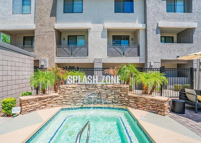Lavish 2bd Walk To Westgate Pool Gym Wd