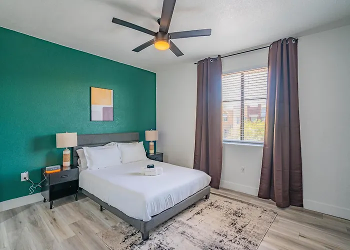 Lavish 2bd Walk To Westgate Pool Gym Wd